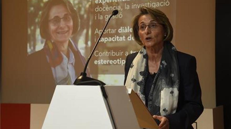 El pleno del Consell nombra rectora a Eva Alcón