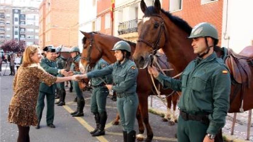 Los agentes de la unidad ecuestre de la Guardia Civil patrullarán a caballo la Plana Baixa.