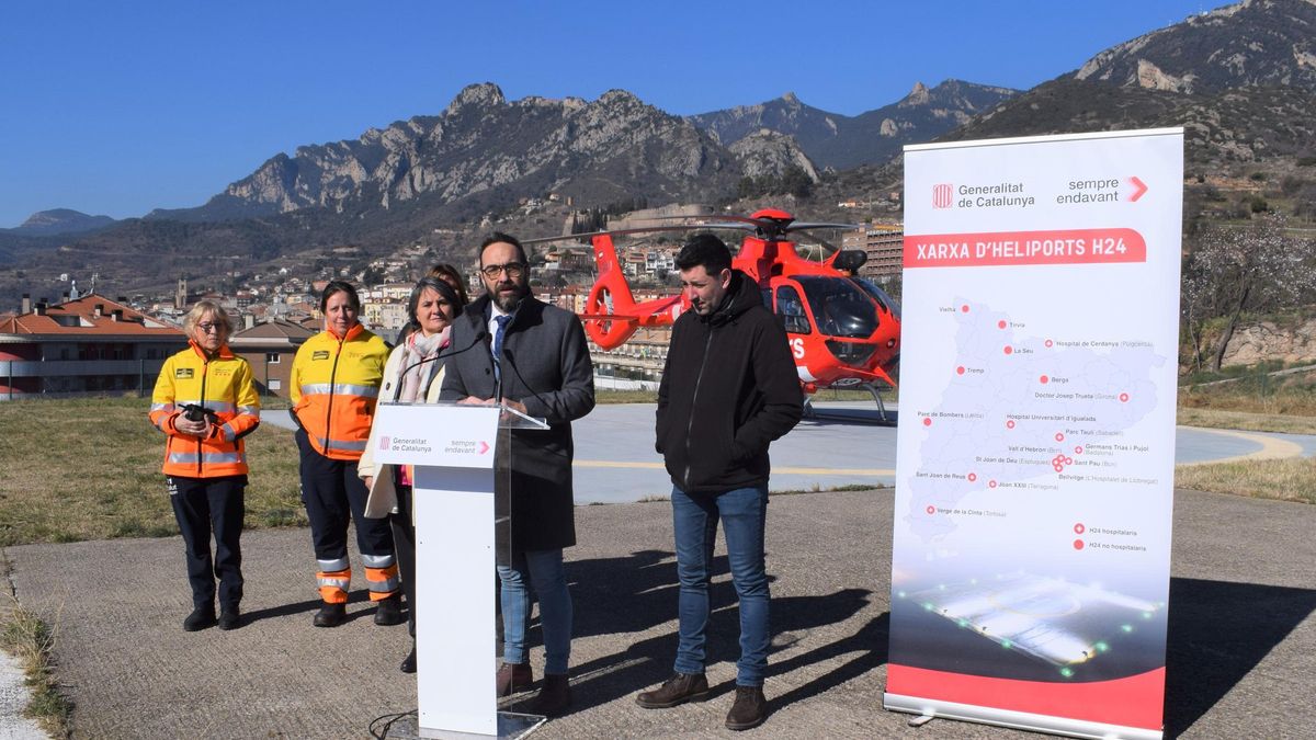 El conseller de Territori, Juli Fernàndez, en la seva intervenció a l'heliport de Berga, aquest dimecres