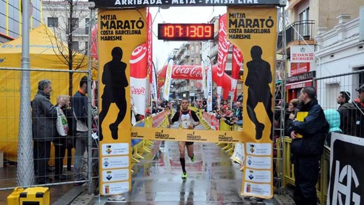 Cartel de lujo para la Séptima edición de la Mitja Marató Costa de Barcelona Maresme