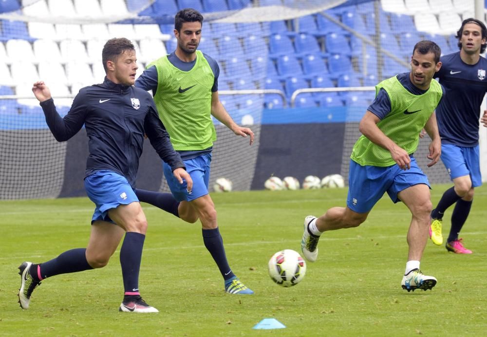 Entrenamiento de la Selección Galega en Riazor