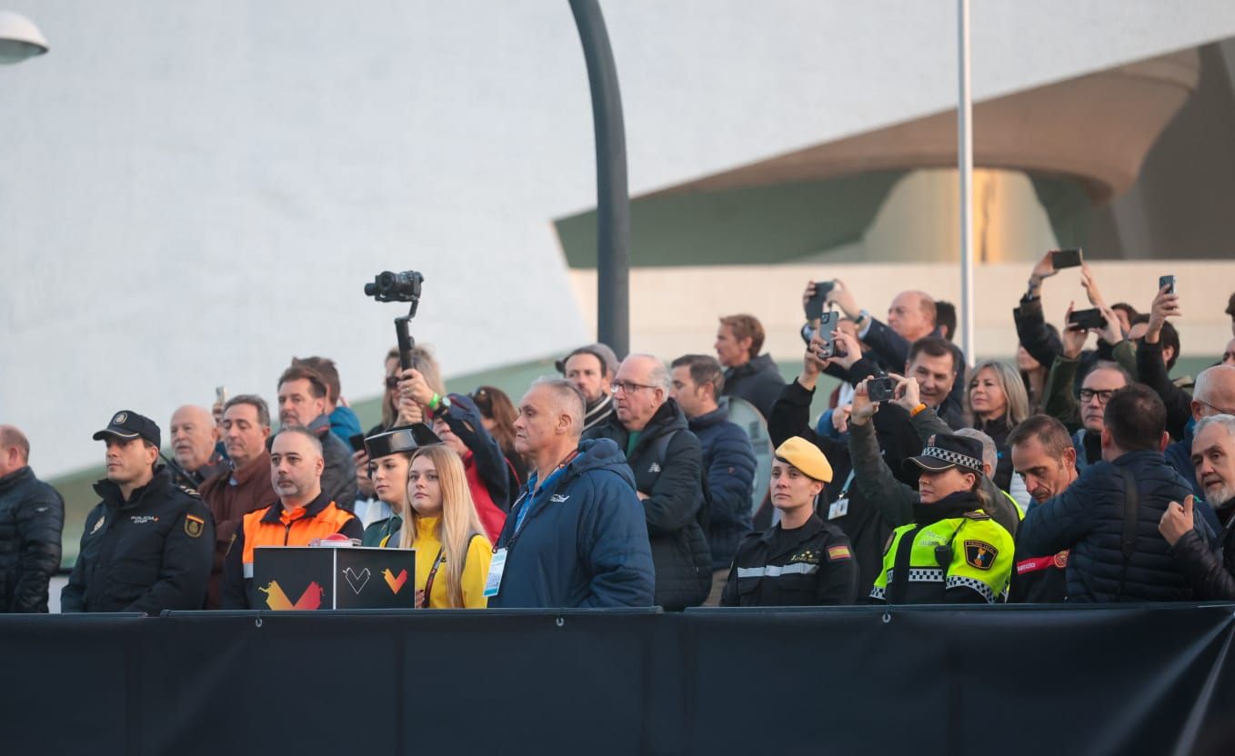 La salida del Maratón Valencia 2024, en imágenes