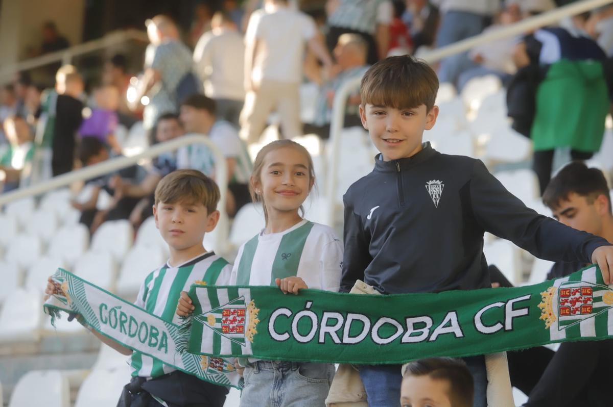 Córdoba CF-Mirandés | Las imágenes de la afición en El Arcángel