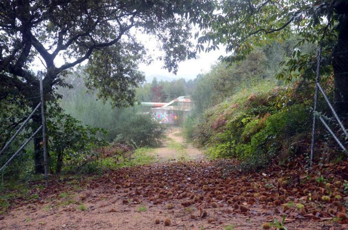 Una de las entradas al parque, abierta desde hace meses. |   // NOÉ PARGA