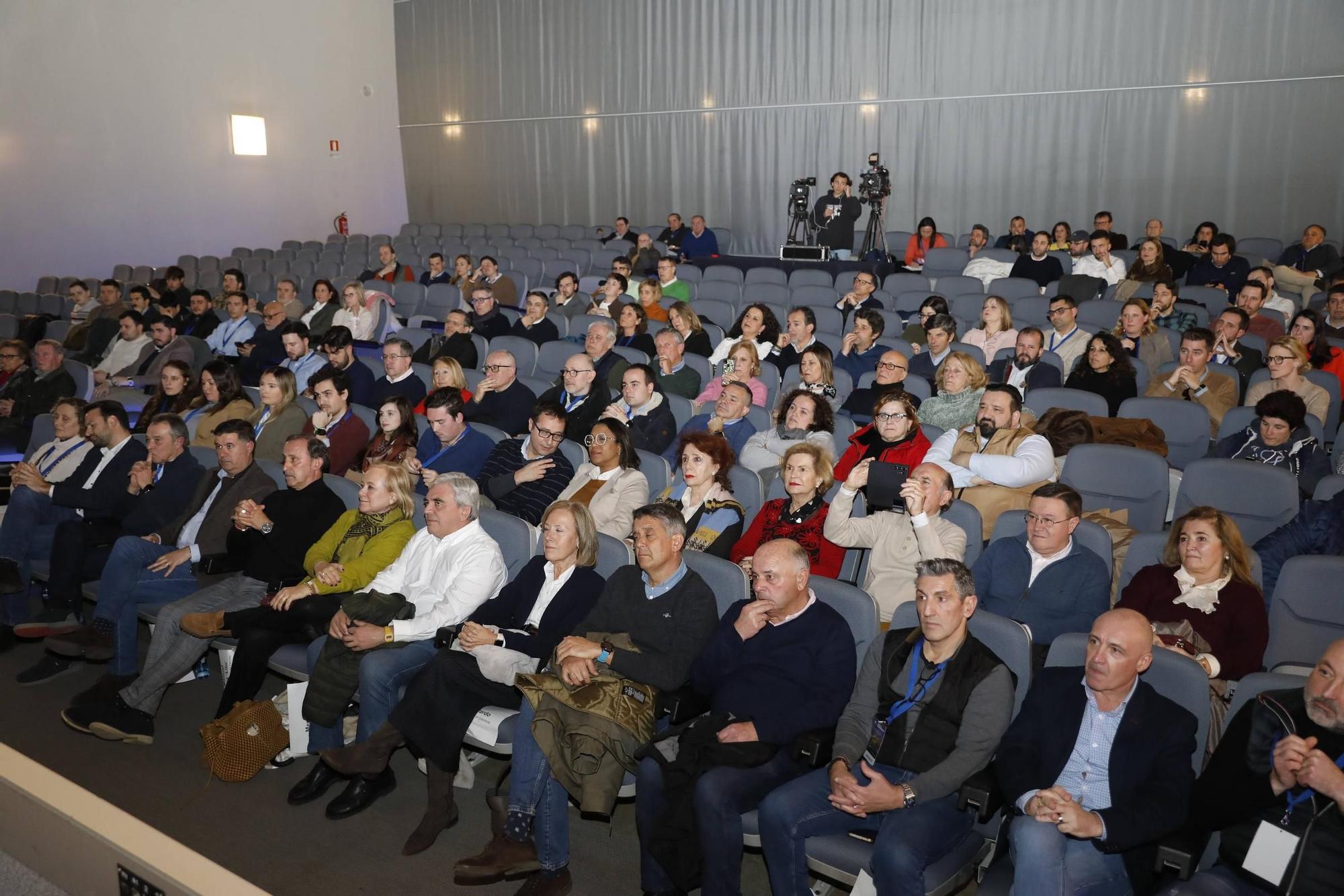 La victoria de Andrés Ruiz en el congreso del PP de Gijón, en imágenes