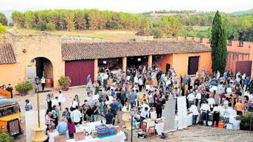 Oller del Mas reuneix més de mil restauradors i amics al tradicional sopar de verema