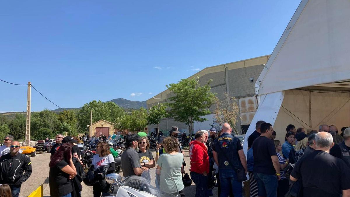 Las motos invadieron Ayerbe durante el fin de semana del 14 y 15 de mayo.  | AYUNTAMIENTO DE AYERBE