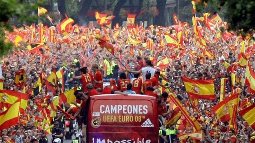 Una multitud recibió a la selección en Madrid