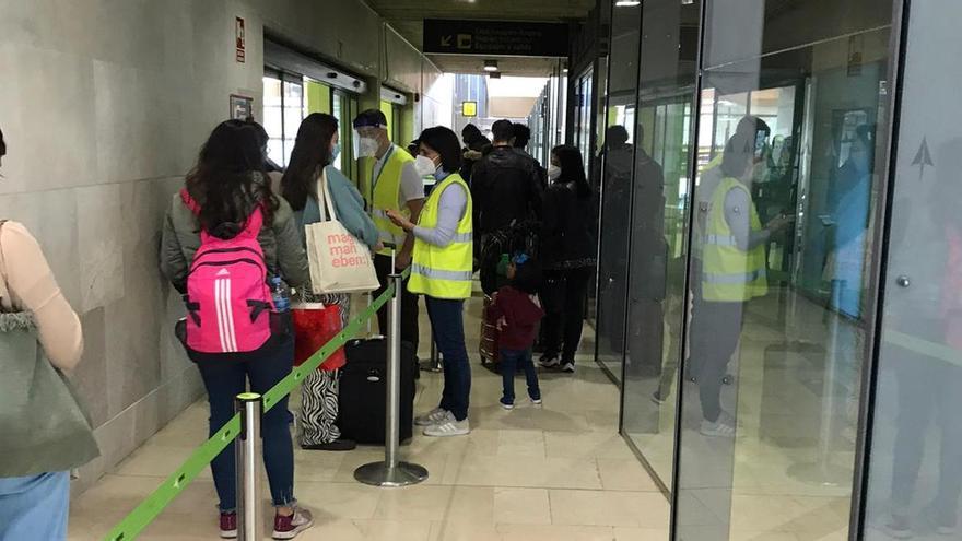 Imagen del control en uno de los aeropuertos canarios.