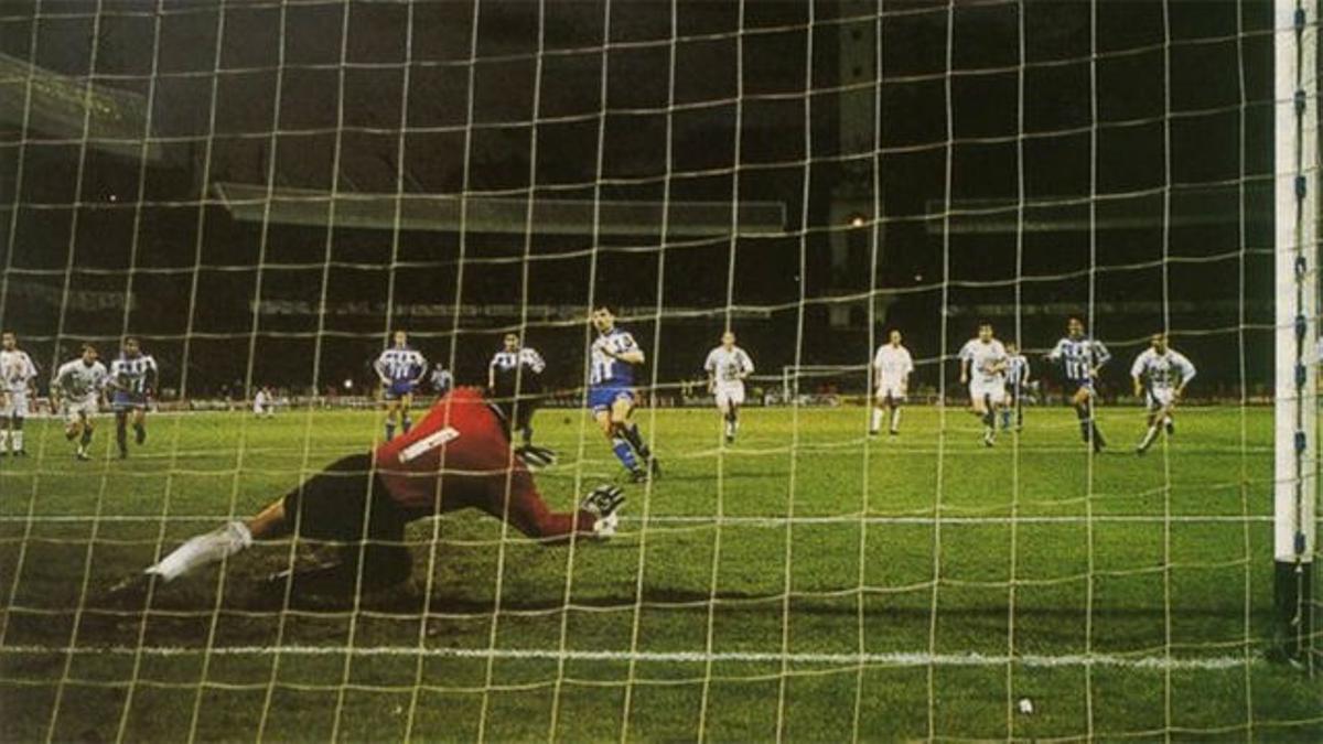 Se cumplen 25 años del penalti fallado de Djukic que dio la liga al Barça