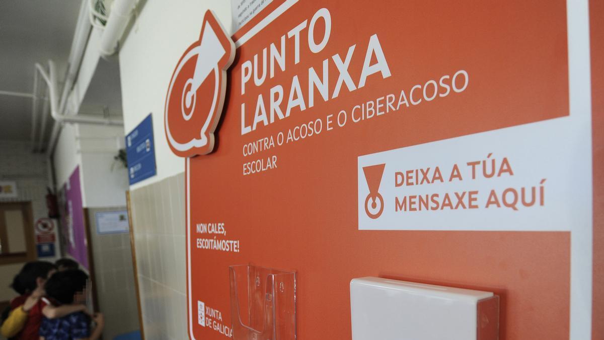 Campaña de "Punto laranxa" contra el acoso escolar.
