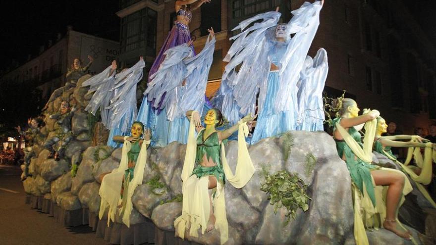 Feria de Murcia: Gran Desfile de Moros y Cristianos