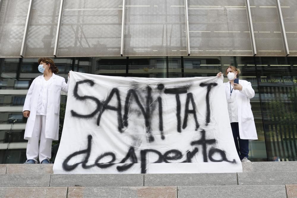 Protesta dels sanitaris gironins