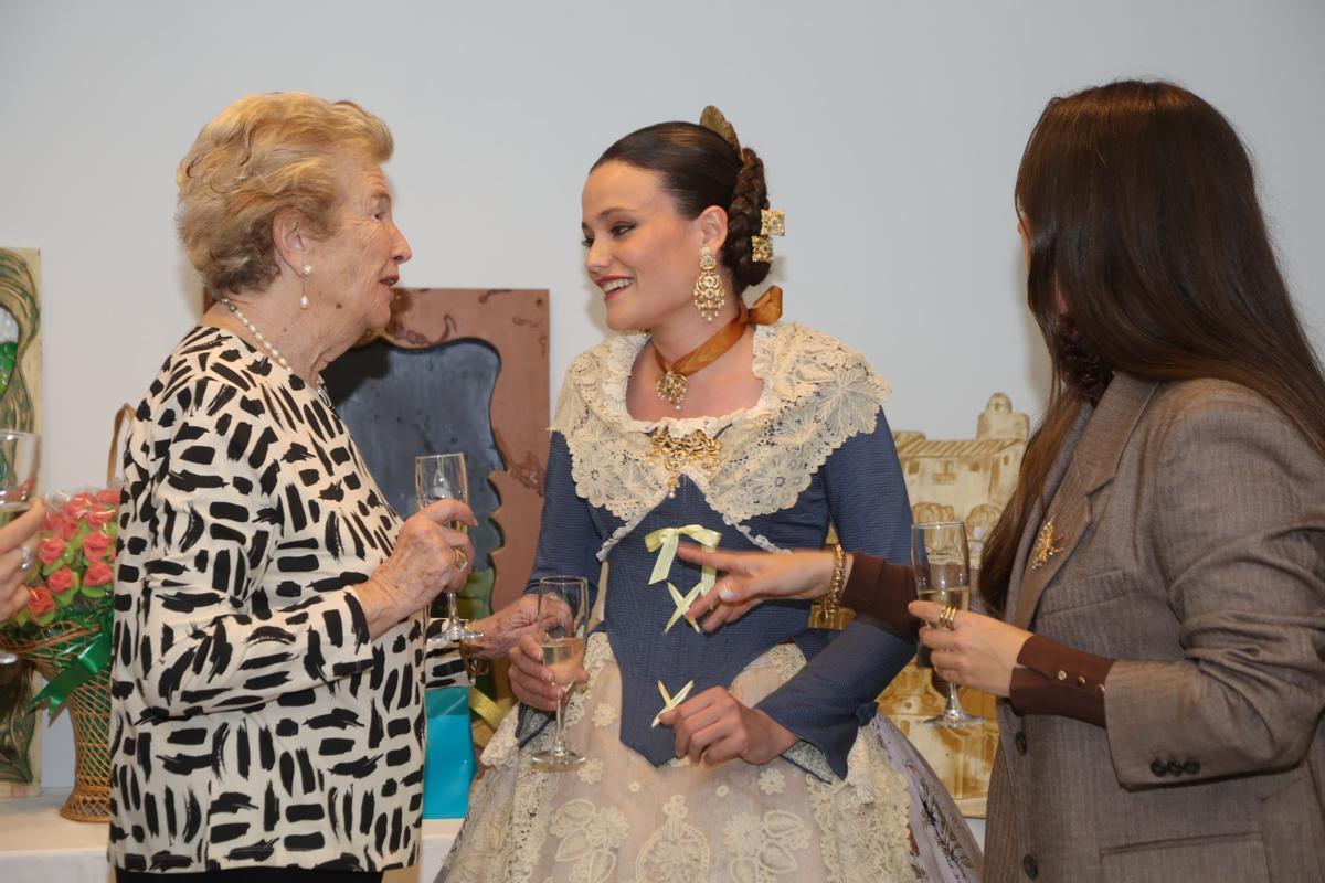 Galería: Las reinas de las fiestas de Castellón se reúnen en su tradicional merienda