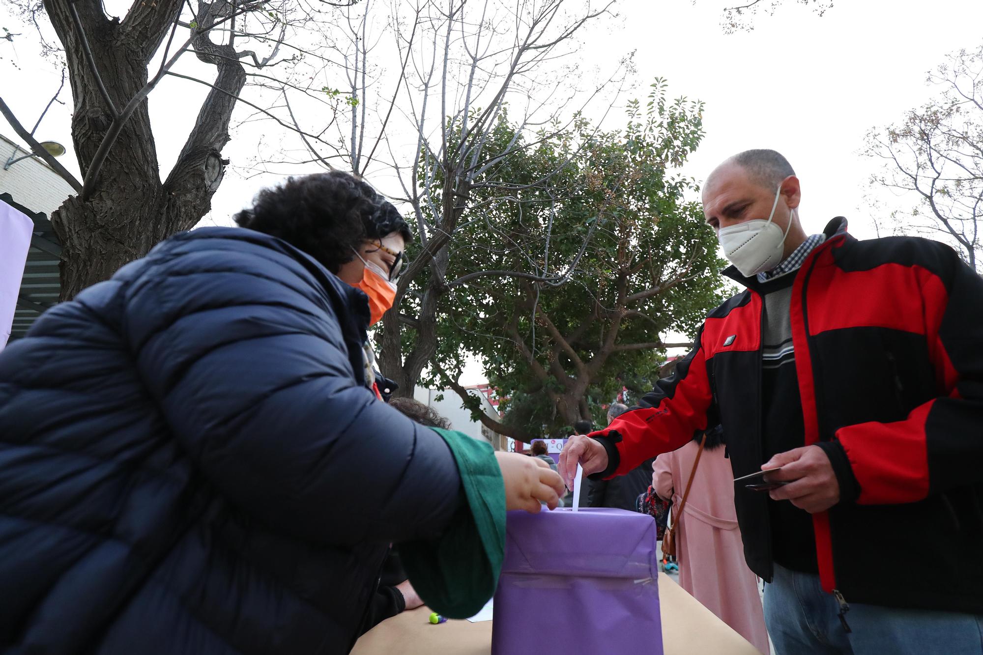 Los colegios retoman la votación de la jornada escolar tres cursos después