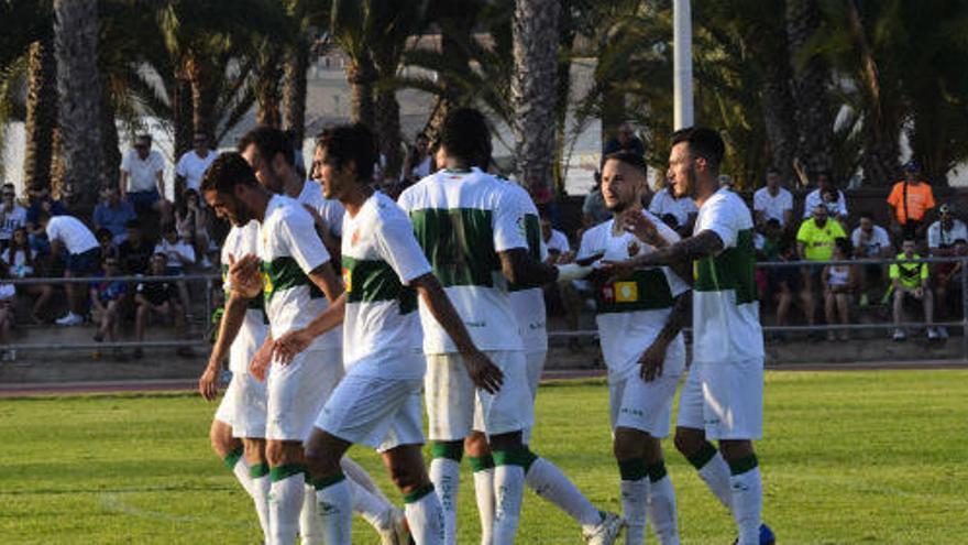 El Elche se estrena en Santa Pola con un 4-0