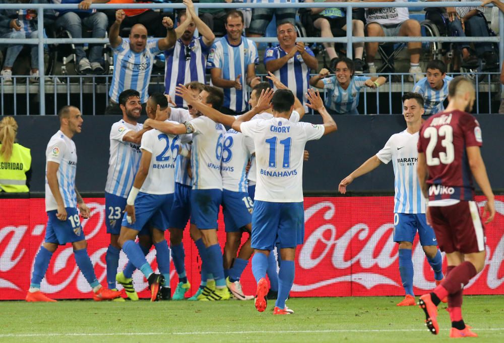 El conjunto de Juande Ramos remonta y logra su primera victoria en la liga.