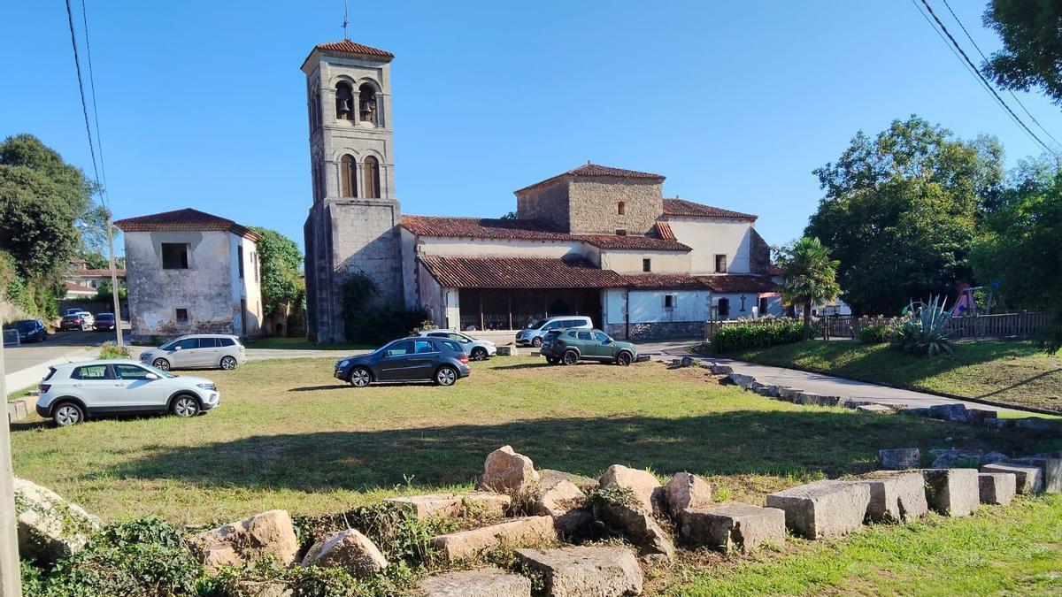 Llanes realiza tareas de limpieza y desbroce en una veintena de localidades