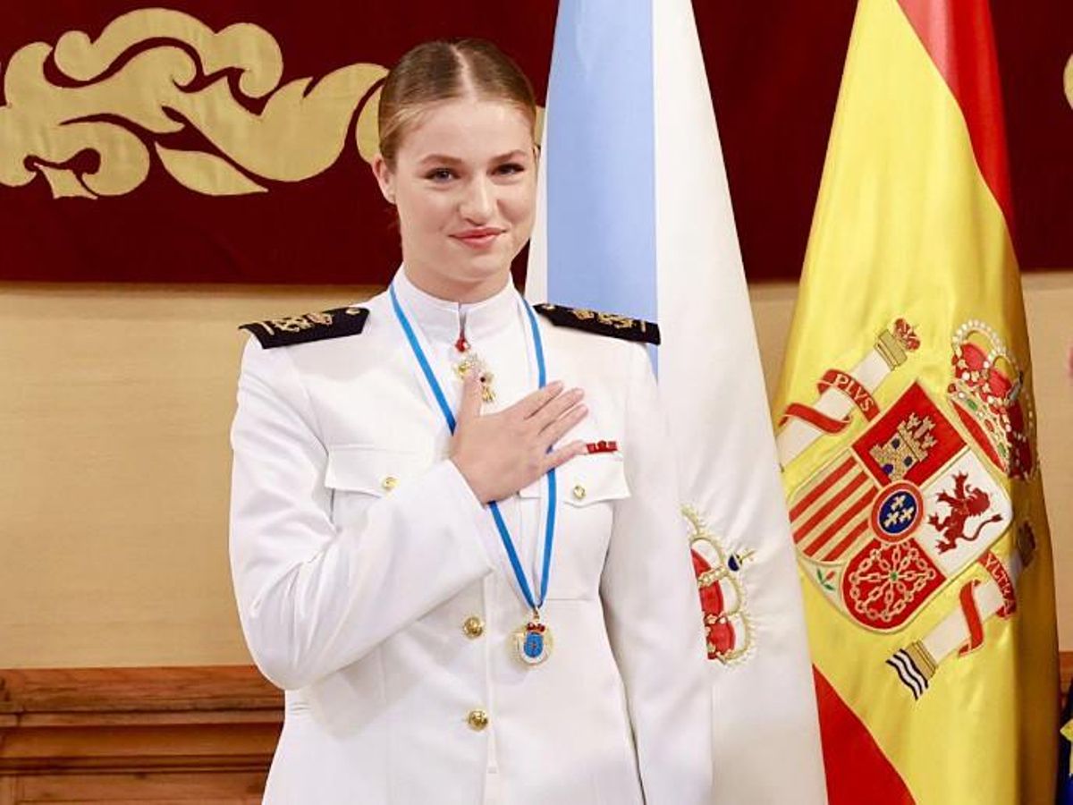 La princesa Leonor recibe la medalla de oro de Galicia
