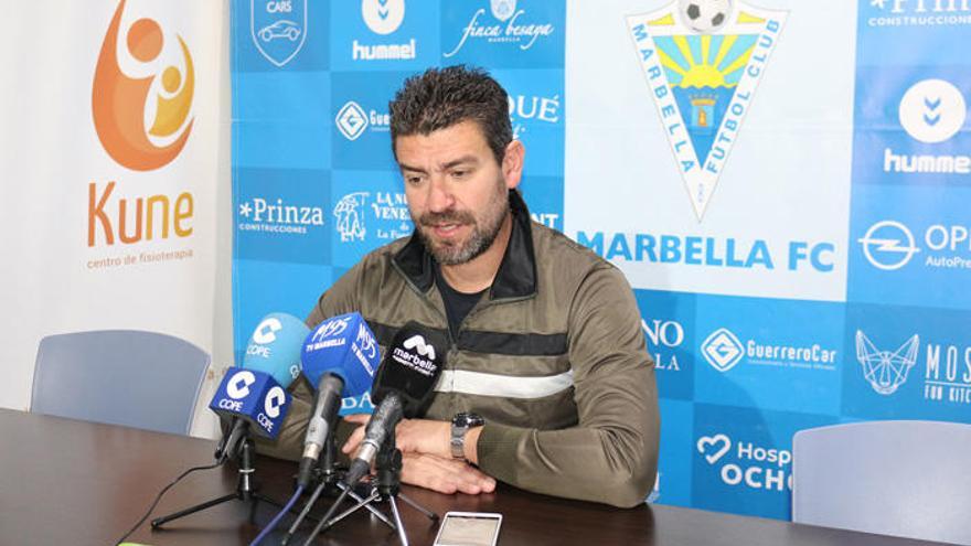 El Marbella FC examina su buen momento en Badajoz