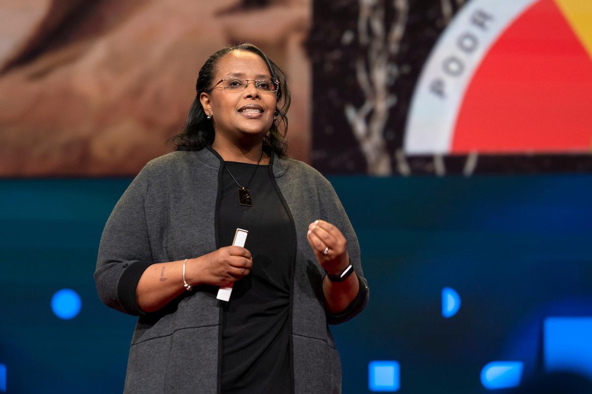 Asmeret Asefaw Berhe habla en TED201, abril de 2019, Vancouver, BC, Canadá.