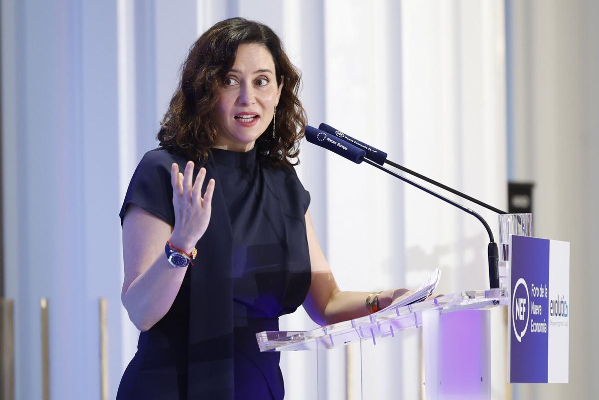 La presidenta de la Comunidad de Madrid, Isabel Díaz Ayuso, protagoniza un desayuno Informativo de Nueva Economía Fórum.