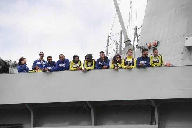 Maniobras de la Armada en la capital grancanaria