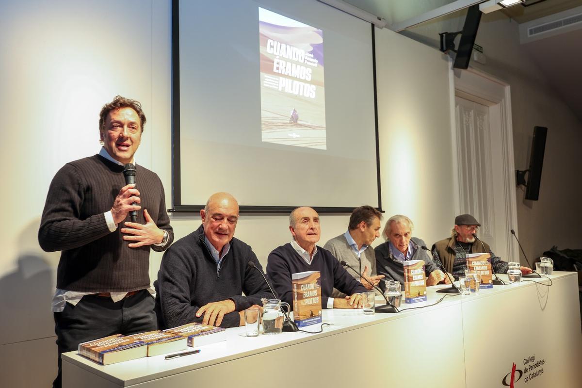 Juan Carlos Ponseti, autor del libro, moderó la charla