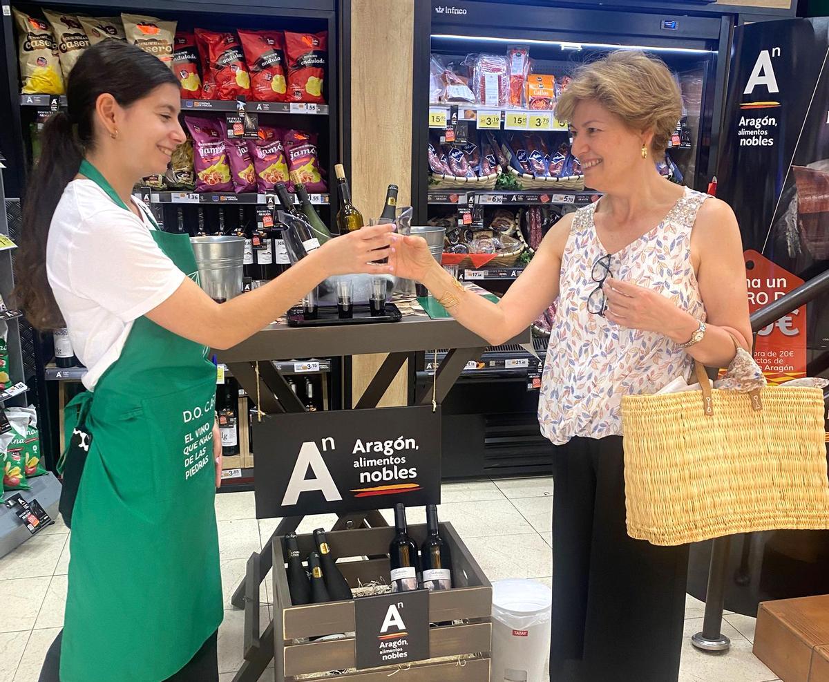 La campaña de degustación de vinos de la DO Cariñena en centros comerciales arrancó el 16 de junio (2)