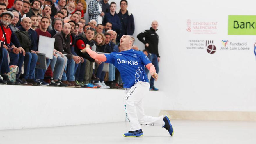 Félix, amb presència en tres trofeus, està sent un dels pilotaris més destacats de la temporada d&#039;estiu.