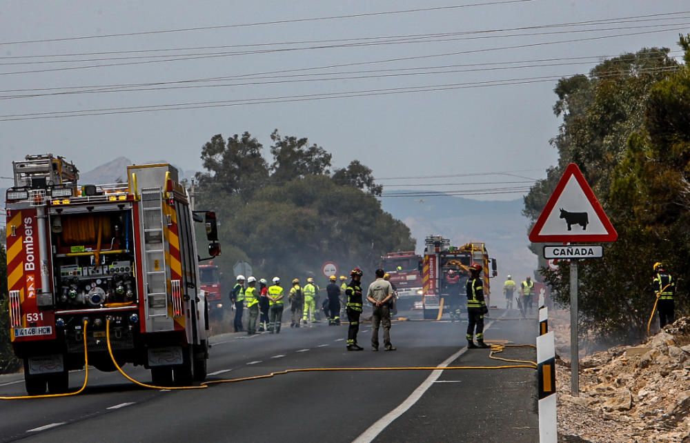 Una imagen del incendio en Santa Pola