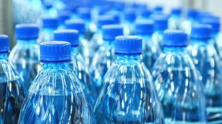 ¿Es bueno beber agua del grifo en Canarias? Este informe despeja las dudas