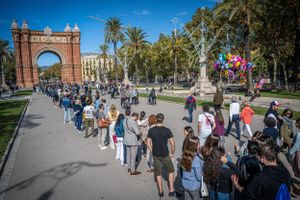 Llargues cues el primer matí de l’Open House Barcelona