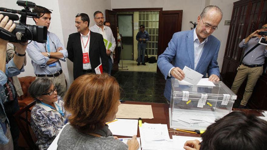 De la Torre votando el domingo en las elecciones europeas.