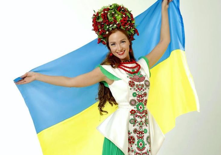 Anastasiia Lenna, de Miss Ucrania a combatir a Putin en la Guerra Ucrania-Rusia