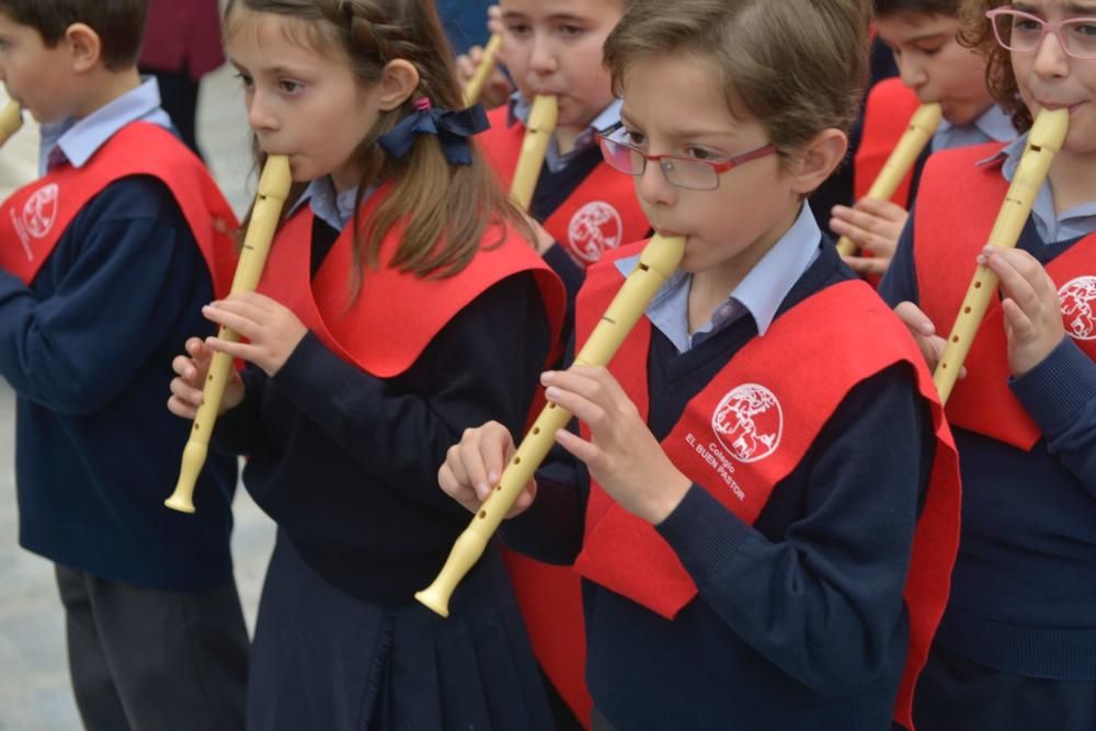 Procesión infantil del Colegio Buen Pastor