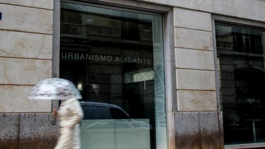 Detenido un arquitecto municipal de Alicante por hacer favores al presunto jefe de una red de narcos
