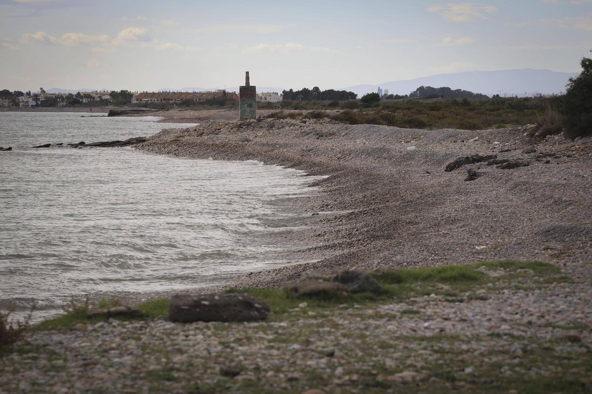 Playa al sur del Grau Vell, junto al Marjal dels Moros