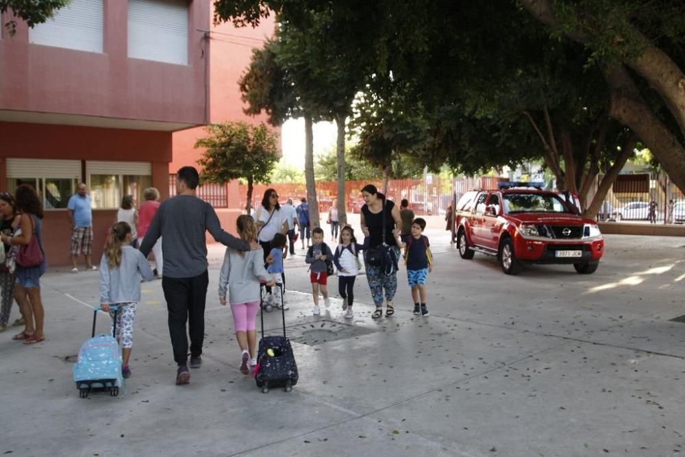 Susto en el colegio de Santa María de Gracia por un incendio en la despensa