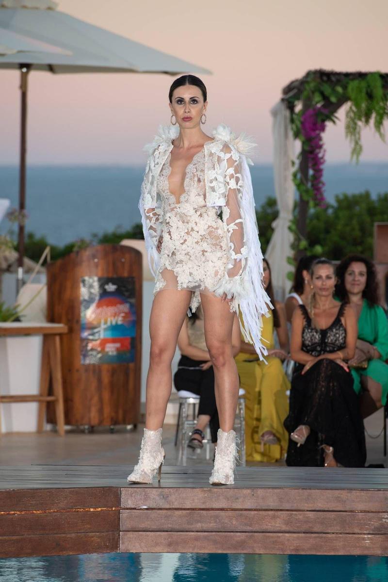 Desfile 'pop up' organizado por Ibiza Luxury Destination y Moda Adlib Ibiza en el hotel Destino Pachá Ibiza