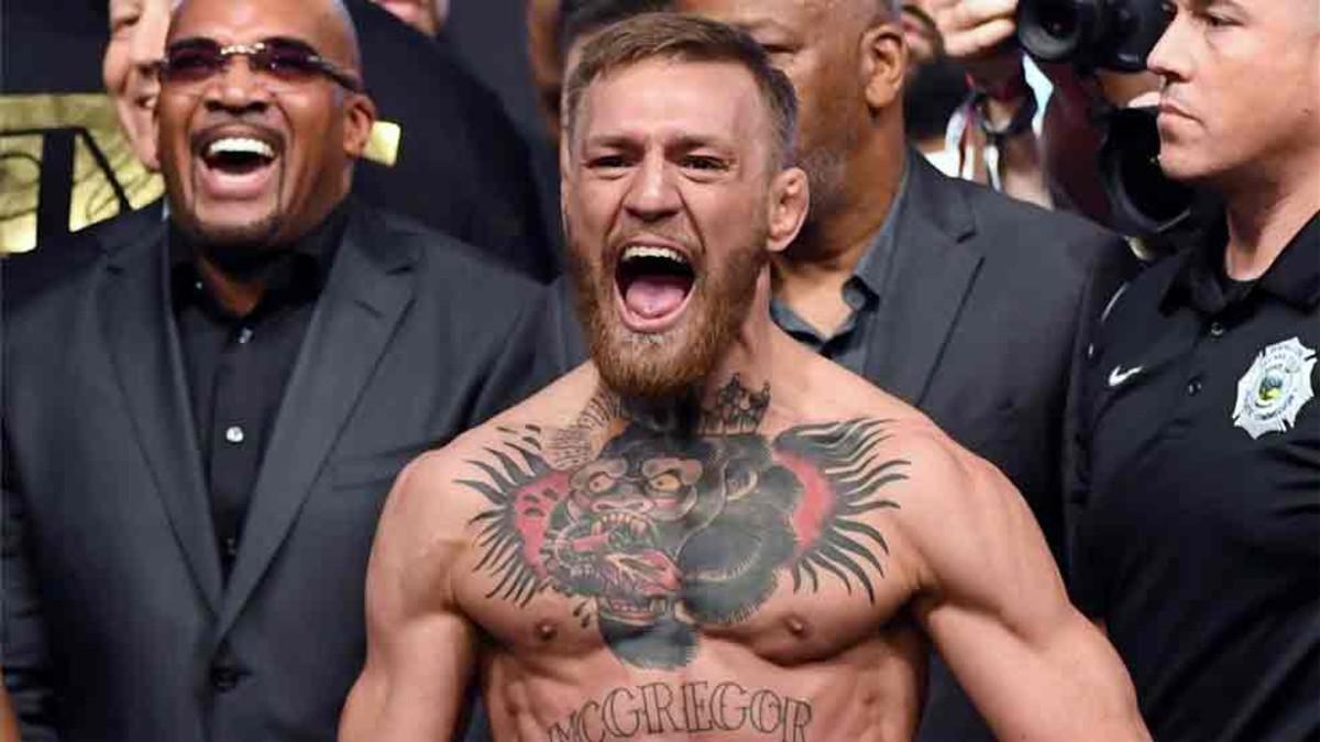 McGregor saltó en pleno combate