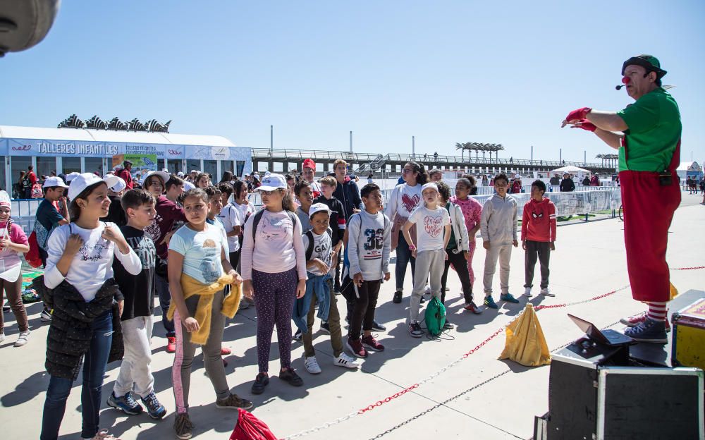 Actividades del primer día de Alicante Puerto de Encuentro