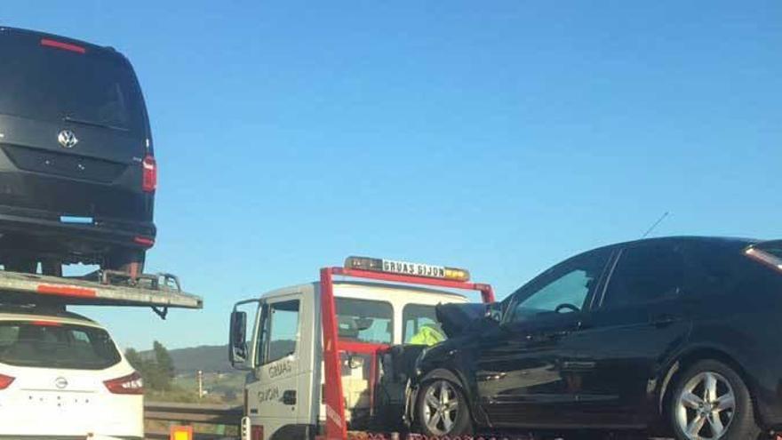 Accidente múltiple en la &quot;Y&quot; a la altura del viaducto de Somonte