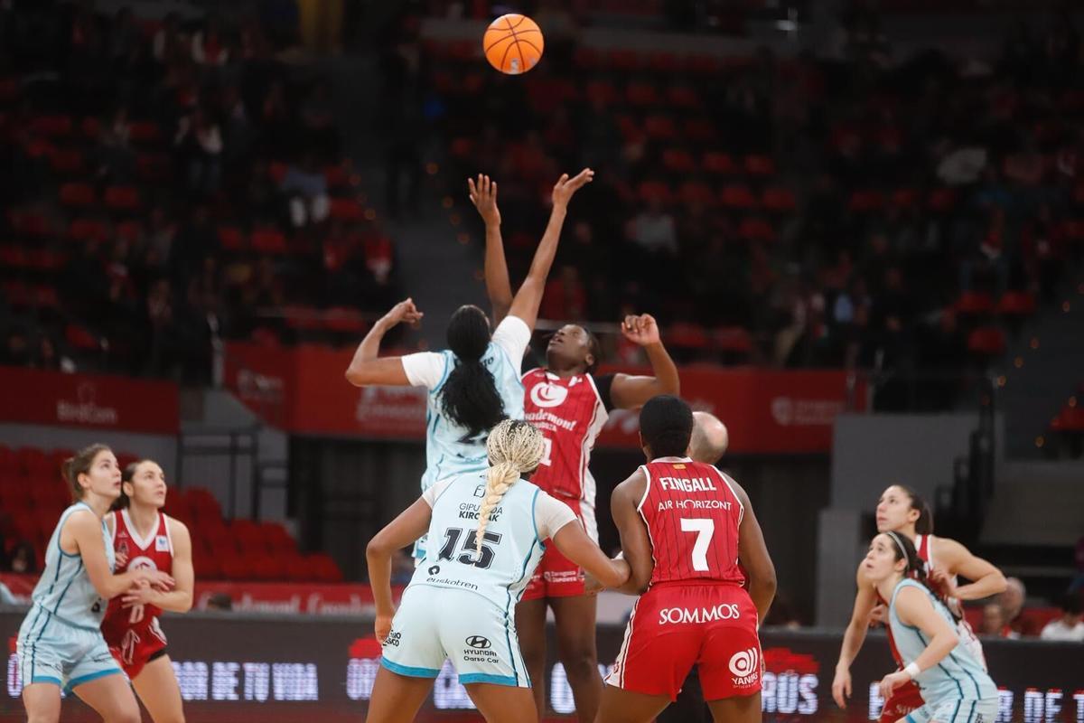 CASADEMONT ZARAGOZA - IDK EUSKOTREN