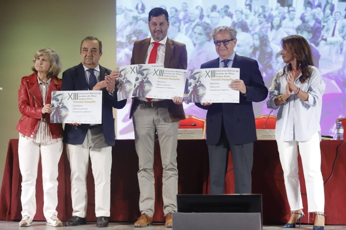 Dos aceites de la Subbética se alzan en el Concurso Ibérico de los Premios Mezquita