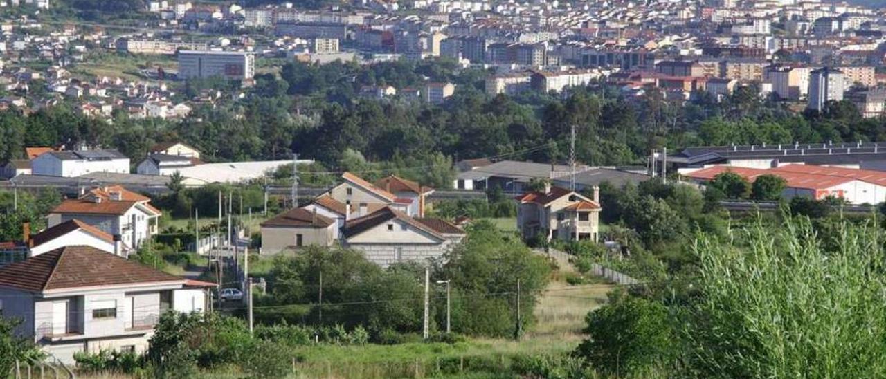 En el núcleo de Cudeiro, en la periferia de la ciudad, se realizarán obras de abastecimiento. // Iñaki Osorio