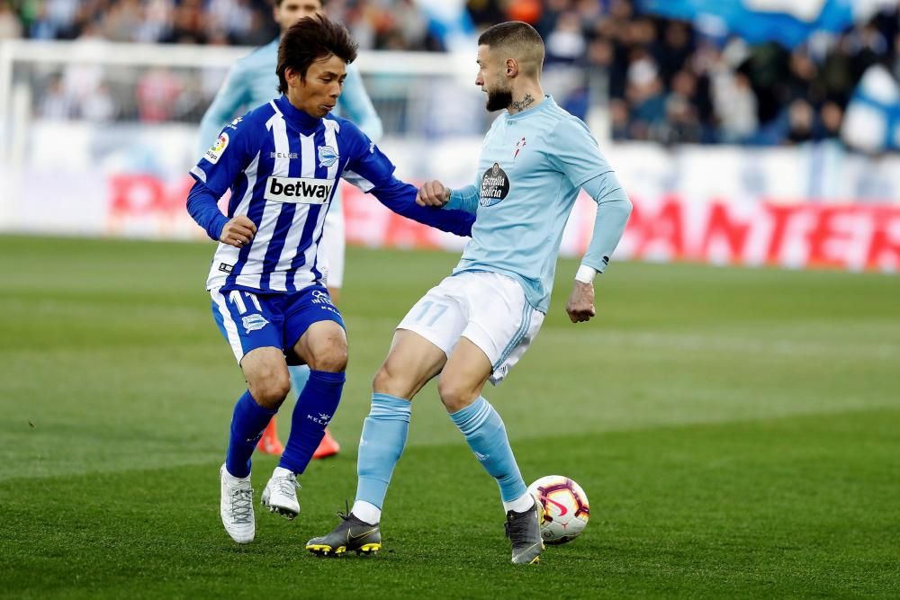 El Alavés - Celta, en imágenes. // EFE | David Aguilar