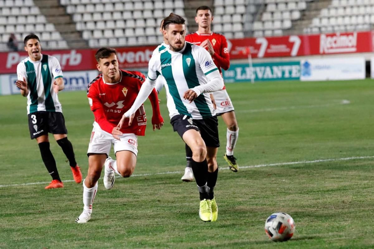 El Córdoba CF de Alfaro se impone al Real Murcia