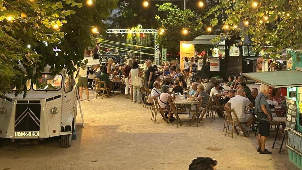 Gastronetas en la Glorieta José Espejo de Xàtiva.