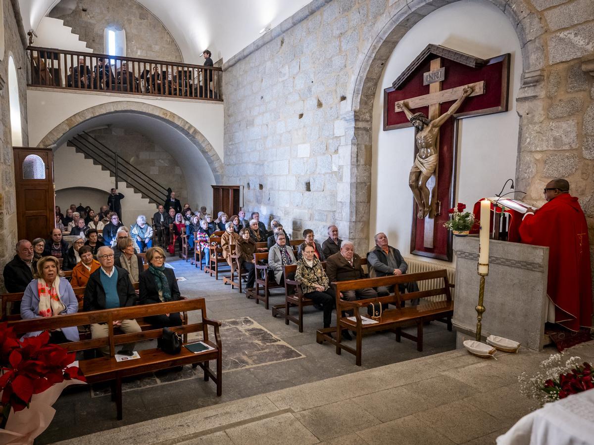 La festa de Santa Àgata de Capmany ha tingut ambient de primavera i diverses novetats